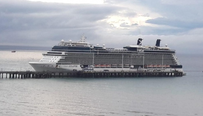 Crucero en el puerto de Puerto Madryn. 