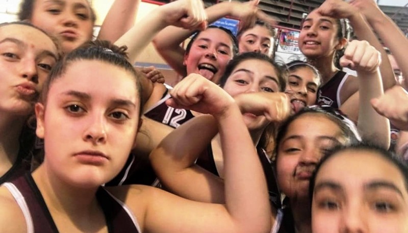 Las Santas, unidas dentro y fuera de la cancha.