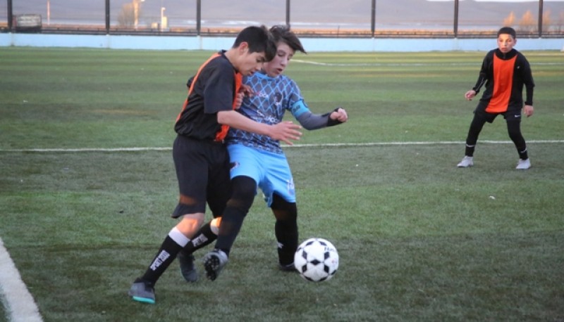 Los chicos volverán a jugar mañana. 