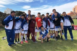 IPEI llegó a la final de handball invicto y espera traer la gloria