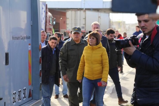 Bullrich visitó Tierra del Fuego. 