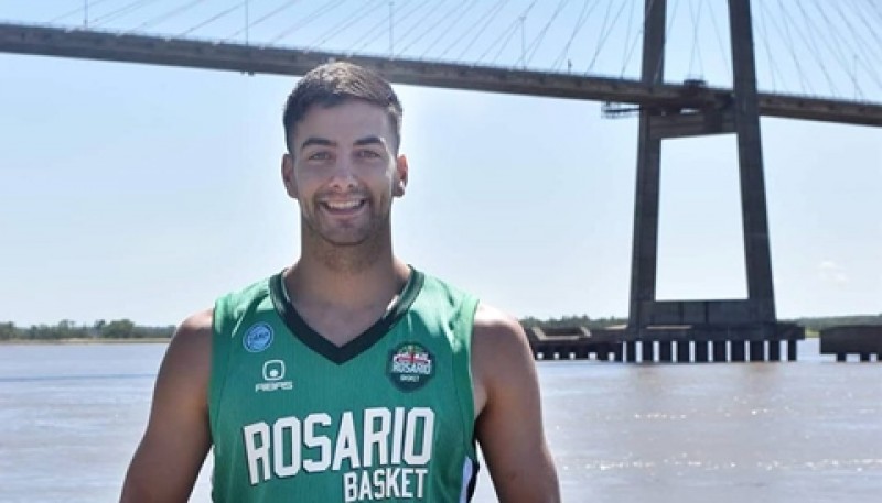 El riogalleguense, en el media day de su nuevo equipo. 