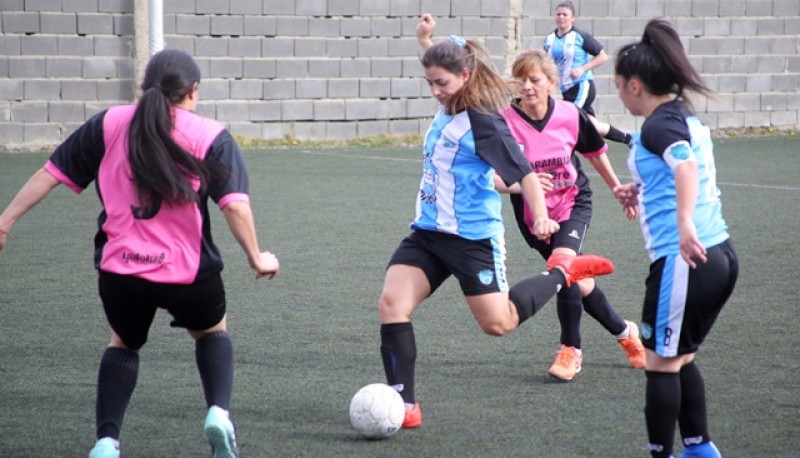 Otra buena jornada fue la que se vivió en la cancha del SEC. 