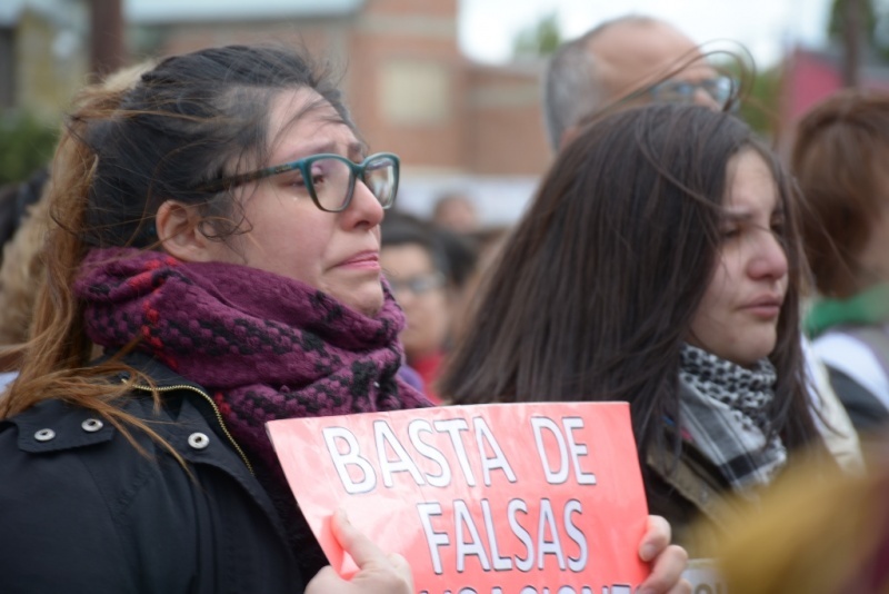 Uno de los tantos carteles que se pudieron ver (Fotos.C.Robledo).