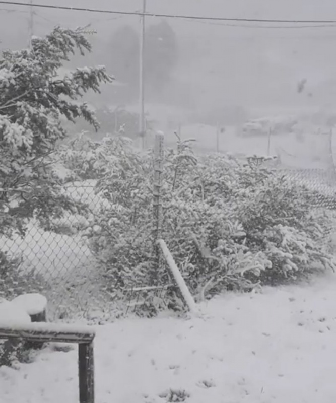 Las montañas de blanco tras la nevada (Fotos Municipio de Río Turbio)