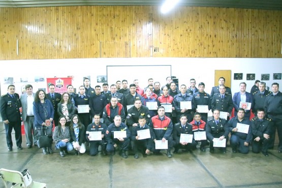 Todos los participantes del primer curso de investigación pericial de incendios. 