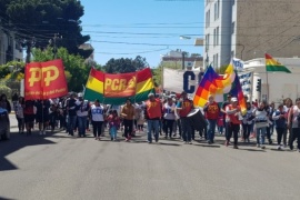 Organizaciones marcharon en apoyo a Evo Morales
