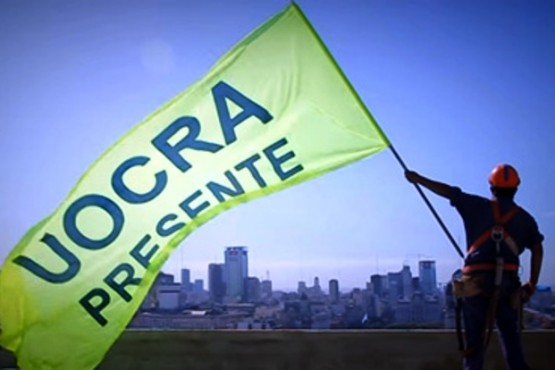 Bandera de UOCRA.x