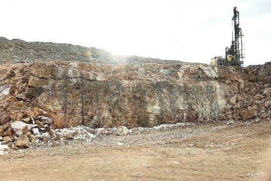 Anuncian nuevo descubrimiento en mina de oro y plata de Santa Cruz