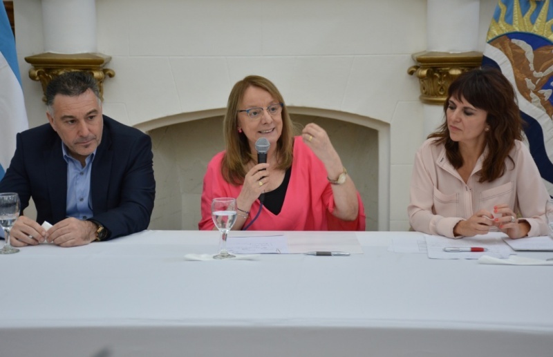 Alicia encabezó el acto.