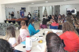 Taller de instalaciones eléctricas domiciliarias para mujeres en Río Gallegos