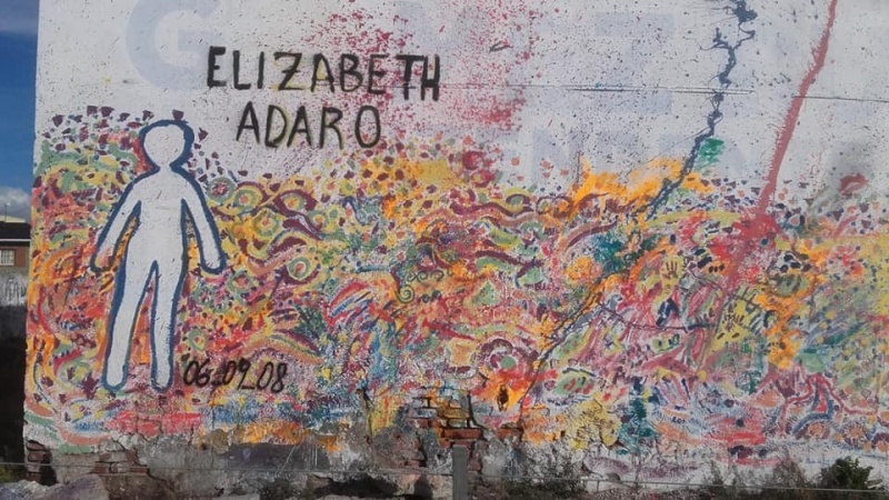 El recuerdo de Elizabeth volvió al mural. (Cuerpas Ausentes)