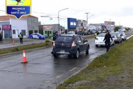 Controles vehiculares en diferentes puntos de la ciudad de Río Gallegos