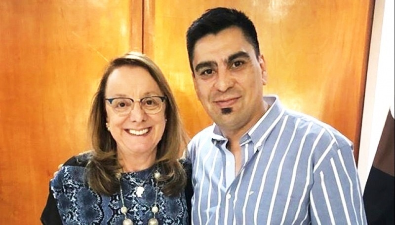 Fernando Españón junto a Alicia Kirchner (Foto archivo).
