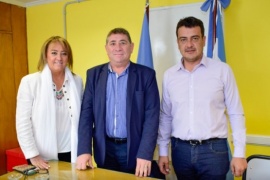 Firman convenio de financiamiento de obra para la Escuela Industrial 3