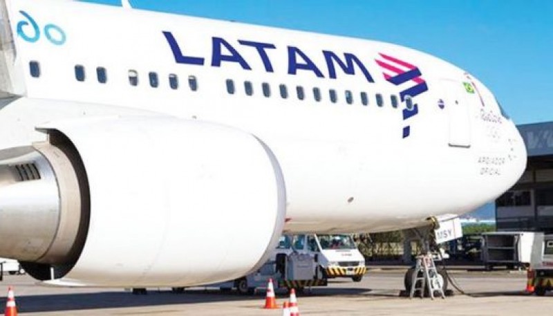 Avión de LATAM.