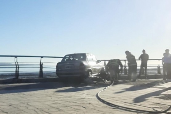 Colisión en la costanera local. 