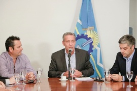 Arcioni anunció la inauguración de escuelas en Comodoro Rivadavia