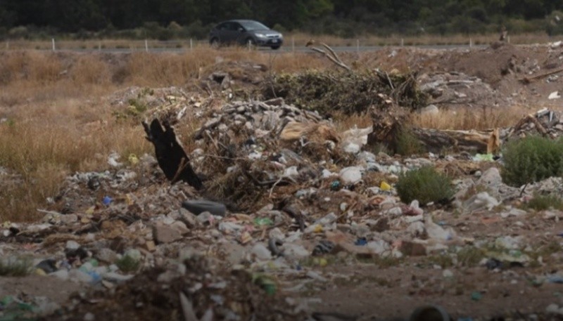 Basural en Mendoza donde fue hallado el hombre.