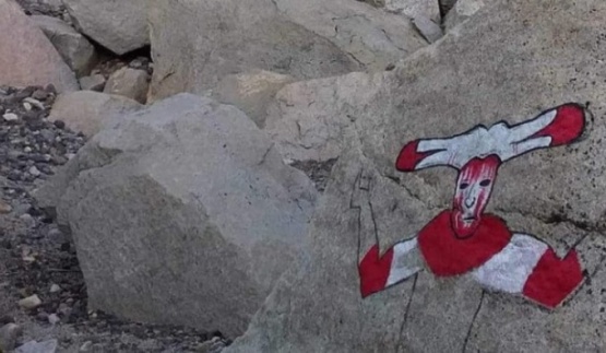 Acto vandálico en Torres del Paine.