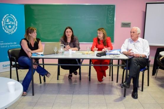 Alicia en la reunión de directores de hospitales. 