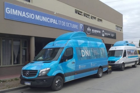 Gimnasio Municipal 17 de Octubre. (C.R)