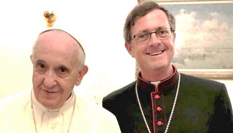 El Papa Francisco y Monseñor José Ignacio García Cuerva (foto archivo).