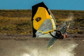 El windsurf se da cita una vez más en las aguas de la Ría Deseado