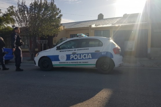 Personal policial en allanamientos. 