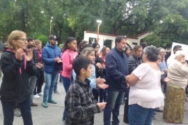 Multitudinaria marcha para pedir Justicia por el asesinato y violación en Deseado