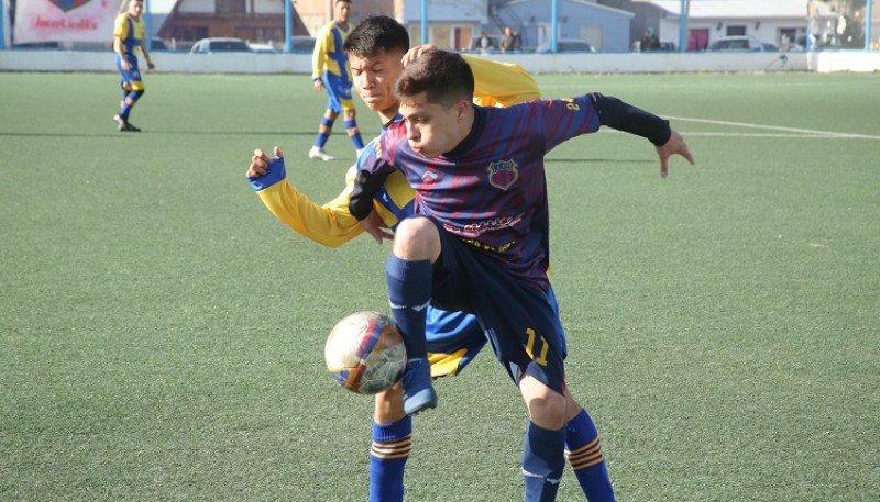 El puntero y sus escoltas,protagonistas del sábado barrial.