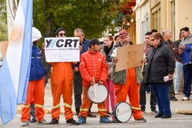 Trabajadores de YCRT visibilizaron su reclamo en Río Gallegos