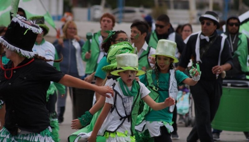 Una multitud se reunió para dar inicio a los Carnavales 2020