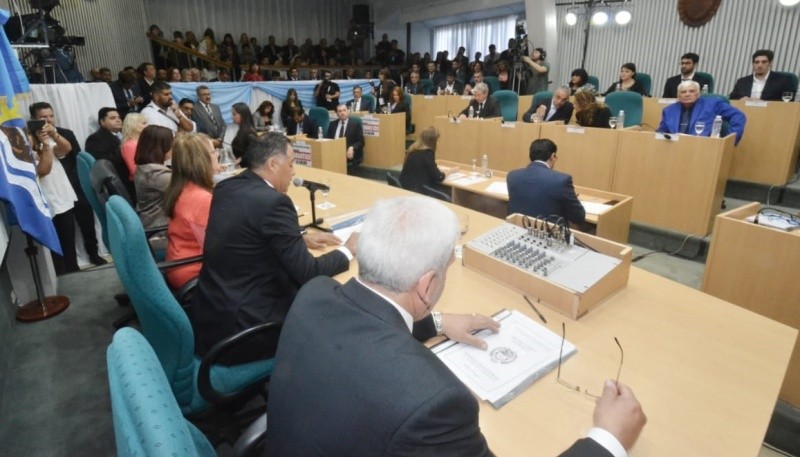 Algunas repercusiones del discurso de la gobernadora de Santa Cruz. 