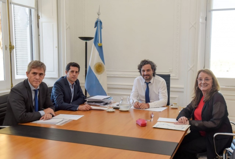 Reunión con autoridades nacionales. 