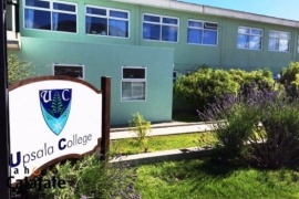 Colegio de Calafate no permite dar besos ni compartir mates