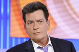 Charlie Sheen acusado de violación