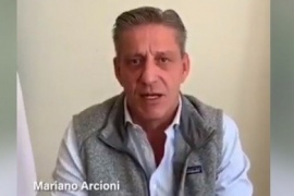 Arcioni reunió a la clase política en un mensaje por redes