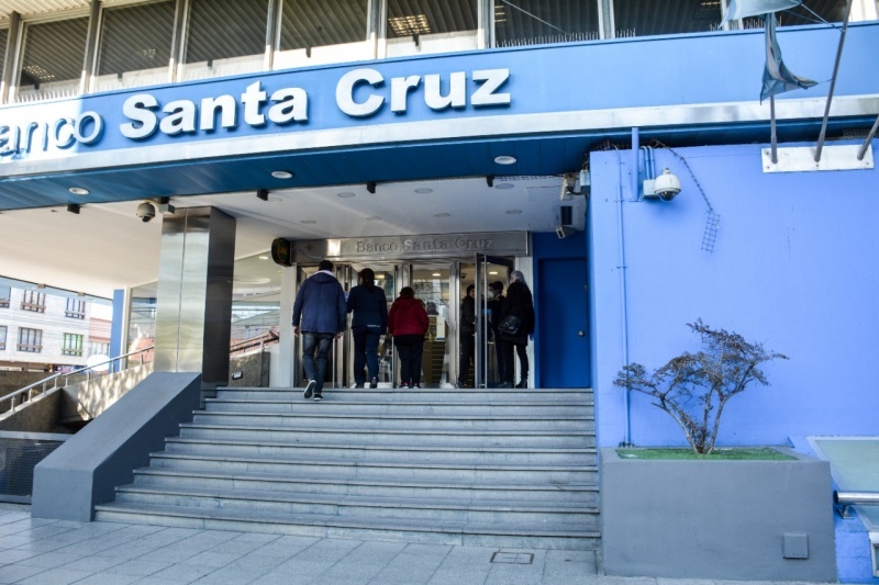 Banco Santa Cruz. (C.R)N