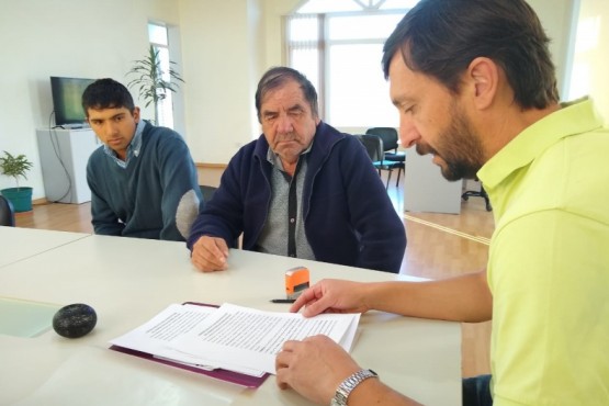 Construirán vivienda a familia afectada por incendio