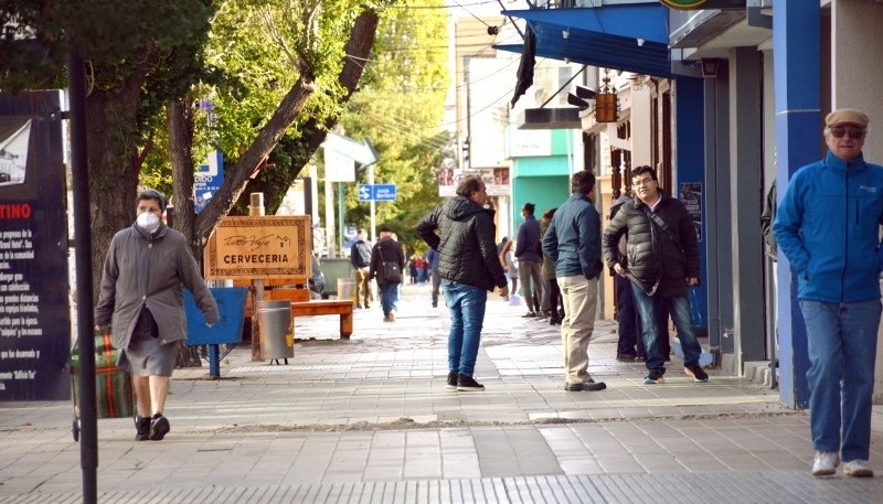 Lo único abierto hoy en el centro de Río Gallegos son las entidades bancarias. (C.R.). 