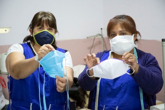 Las mujeres de la Cooperativa Textil Sur (Fotos C. Gonzalez)