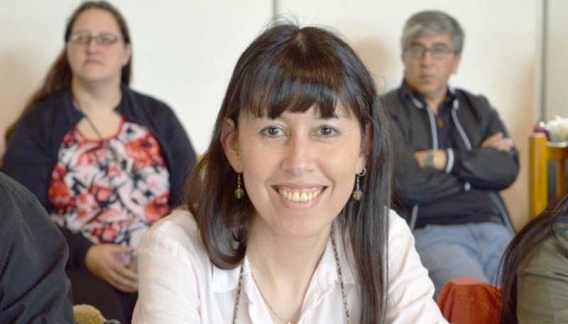 Silvia Llanos, decana UNPA UART  