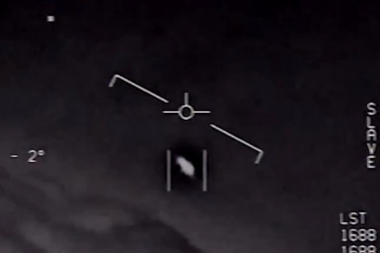 El Pentágono reveló oficialmente videos de OVNIs