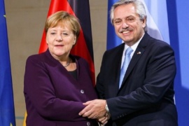 Alberto conversó con Merkel sobre la deuda y medidas aplicadas por Coronavirus