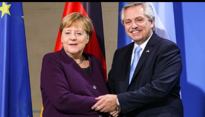 Alberto conversó con Merkel sobre la deuda y medidas aplicadas por Coronavirus 