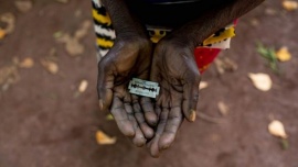 Sudán comenzó a penalizar con cárcel la mutilaciòn genital femenina