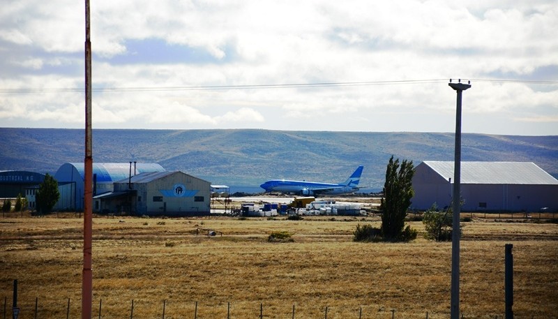 En abril fueron repatriados 1.100 personas, quienes llegaron a Santa Cruz vía aérea. 