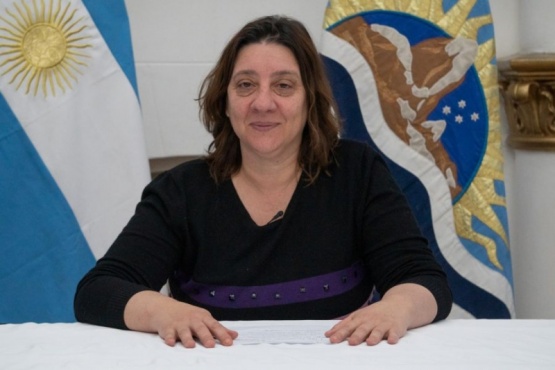 La subsecretaría de Coordinación de Hospitales, Laura Beveraggi. 