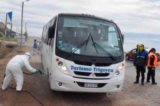 “Se aíslan en su casa pero no los van a ver, no los controlan”. (Foto El Patagónico)